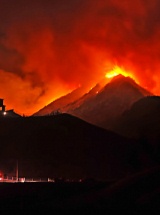 photo by Chris Yarzab